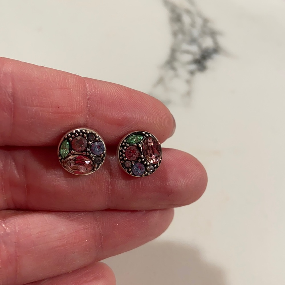 Sorelli Studs